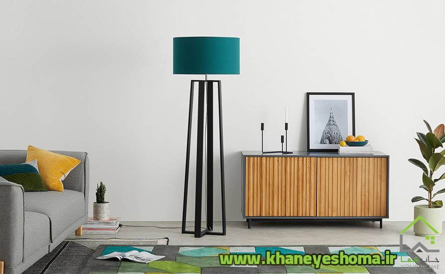 آباژور-ایستاده
