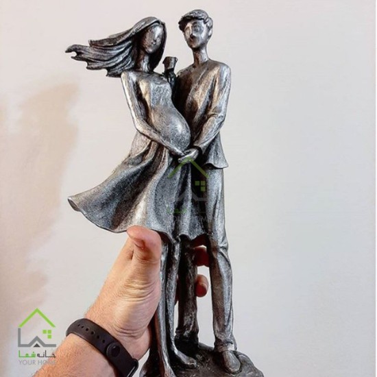 مجسمه فمیلی