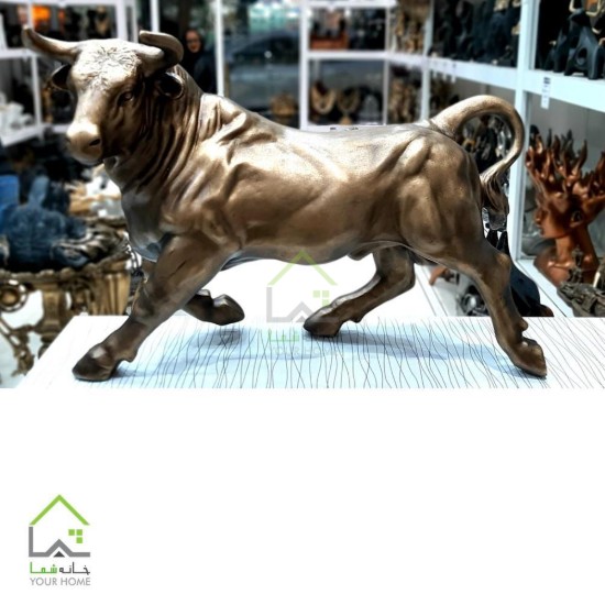 مجسمه گاو لیموزین