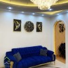 ساعت دیواری مدرن با تابلو پروانه