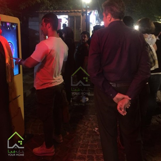 تصویر اجاره کیوسک لمسی 50 اینچ ساینا
