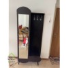 جاکفشی و رخت آویز آینه دار
